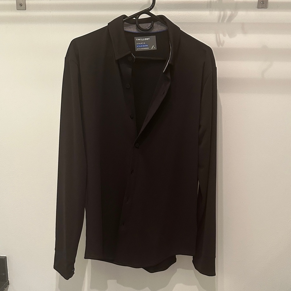 Twillory Black Button-Up Shirt